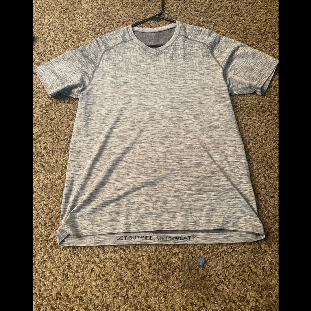 Lululemon Medium Vent Tech T-shirt